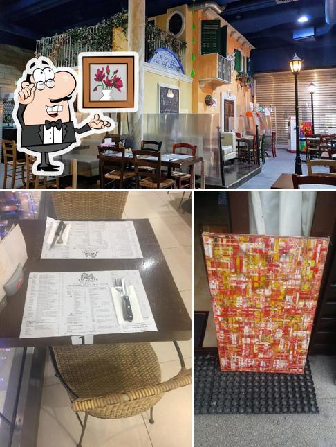 Gli interni di La Piazza Restaurant