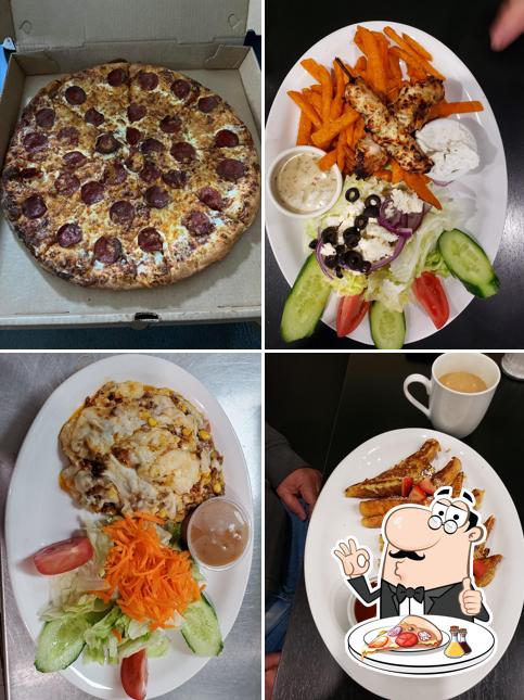 Essayez des pizzas à Country Restaurant (Dine in, Take out & Delivery)