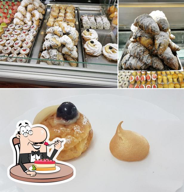 Pasticceria Dolce Vita propone un'ampia varietà di dolci