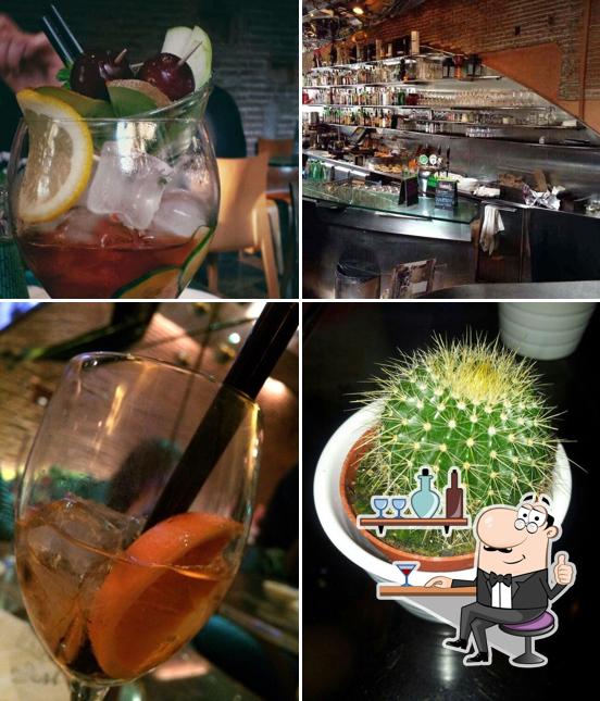 Siediti a un tavolo di Friends Caffè 2