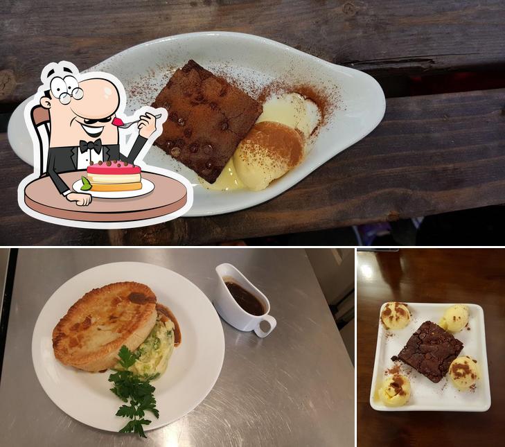 The Plough, Cheapside, South Rd in Woking Restaurant menu and reviews