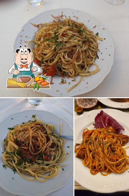 Spaghetti alla bolognese al Ai Lumi