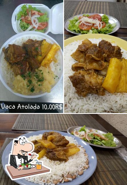 Comida em Restaurante Diversos Sabores