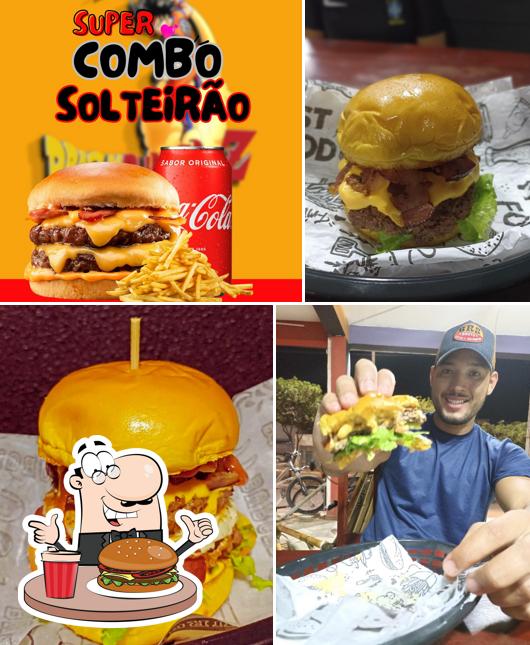 Hambúrguer em Dragon Burguer Z