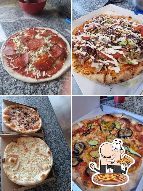 Ordina una pizza a Pizzeria family