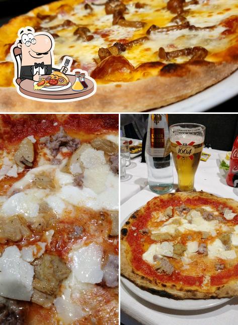 Bestellt eine Pizza bei Taverna del Pittore