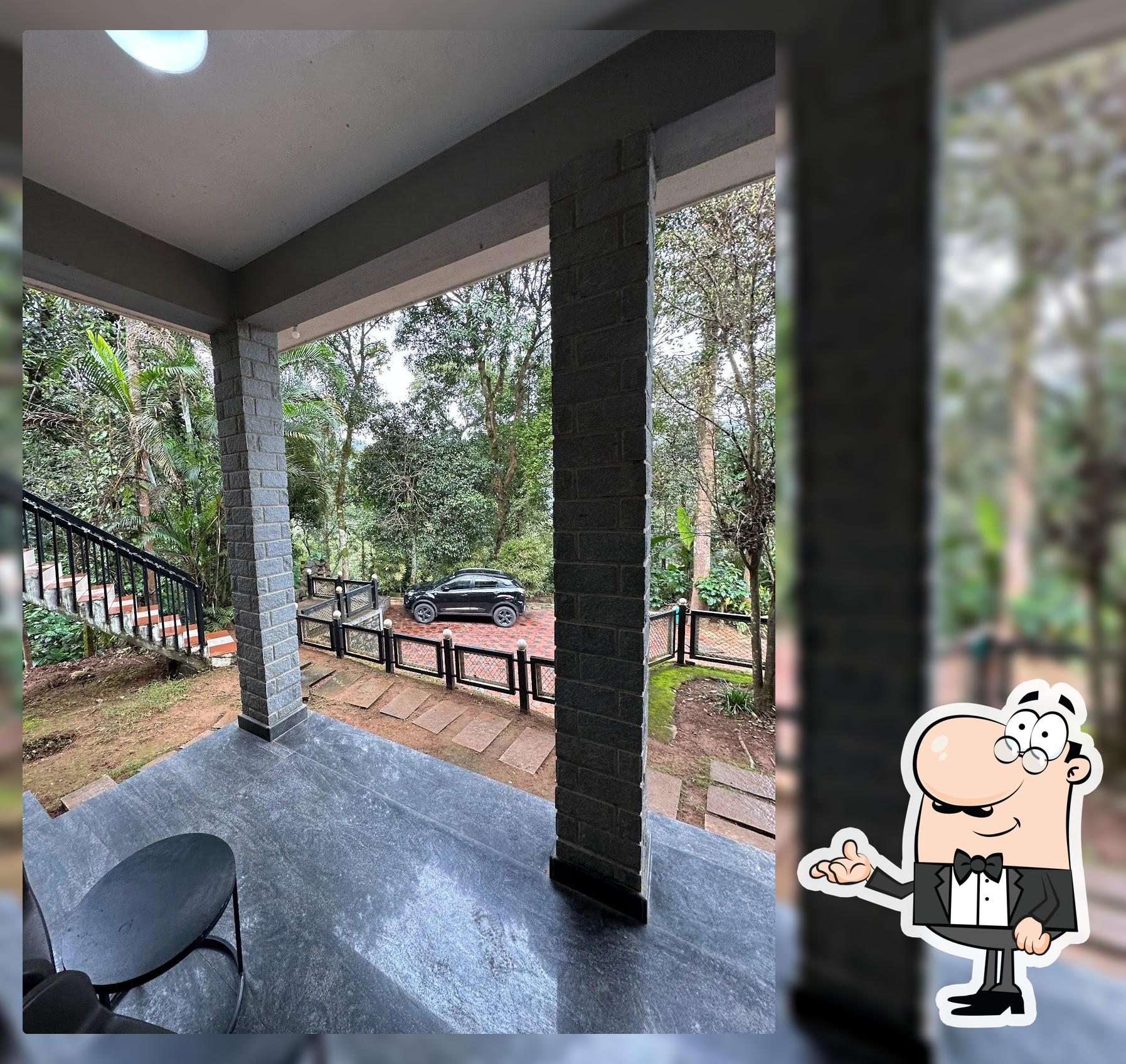 Jungle Hill,Resort