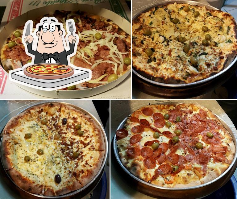 Peça diferentes variedades de pizza