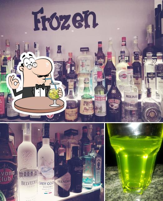 Prenditi un drink dal menu