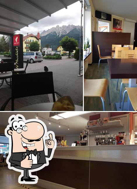 Vedi questa foto di Cafè Macchiato