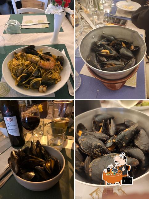 Cozze al Ciccio Paranza On The Beach