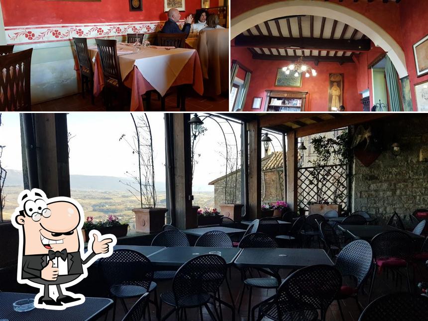 Voir cette photo de Umbria Restaurant