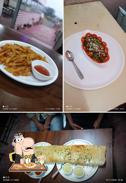 Priti Hotel Uduppi And Family Restaurant