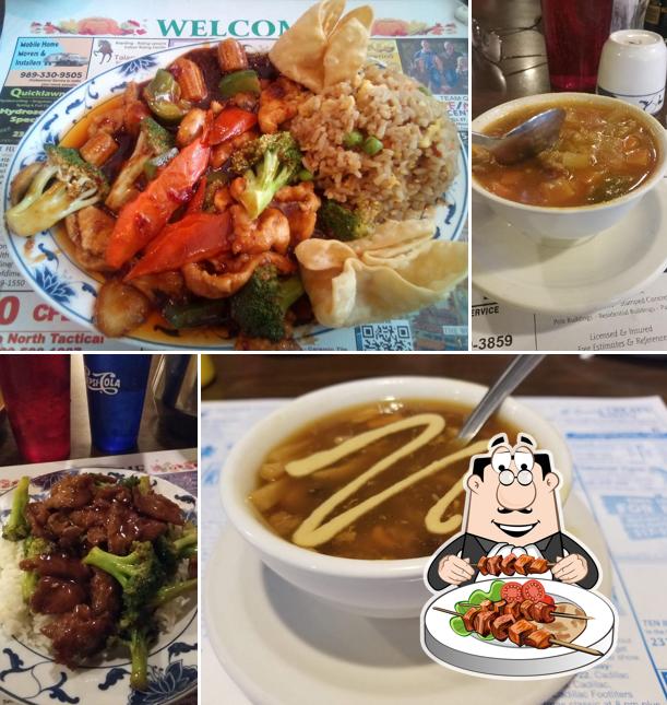 House of Hunan in Cadillac Restaurant menu and reviews