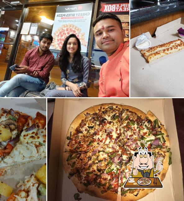 Pizza Hut Brampton, 1 Bartley Bull Pkwy Unit 9 in Brampton Restaurant menu and reviews