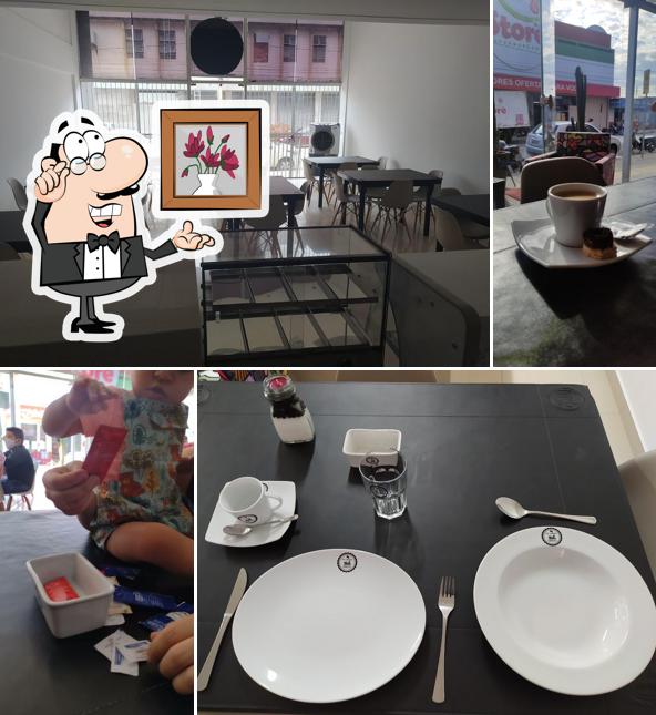 O interior do Cafe Cibeles