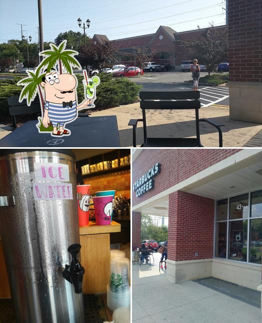 Starbucks, 43 Eisenhower Pkwy in Roseland Restaurant menu and reviews