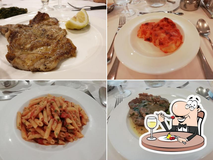 Plats à HOTEL VIOLA & PIZZERIA "DAI VIOLA"