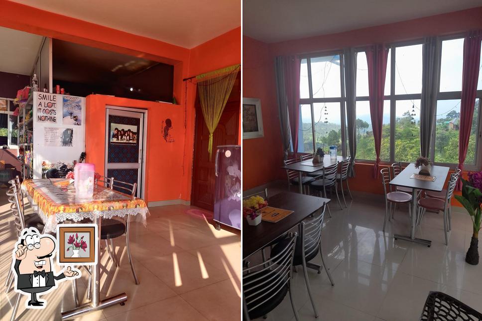 Check out how Ansh Snow view cafe looks inside