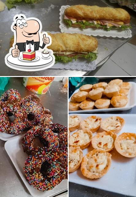 ATELIÊ DOS PÃES provê uma escolha de pratos doces