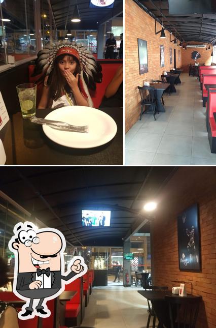 O interior do Chicago Pizzaria