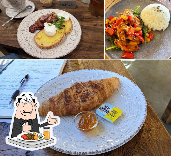 The Electric Bean Co in Cockburn Central Restaurant menu and reviews