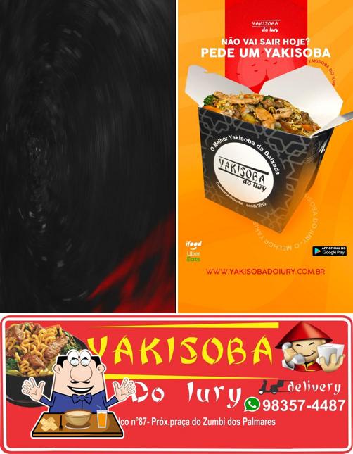 Comida em Yakisoba do Iury