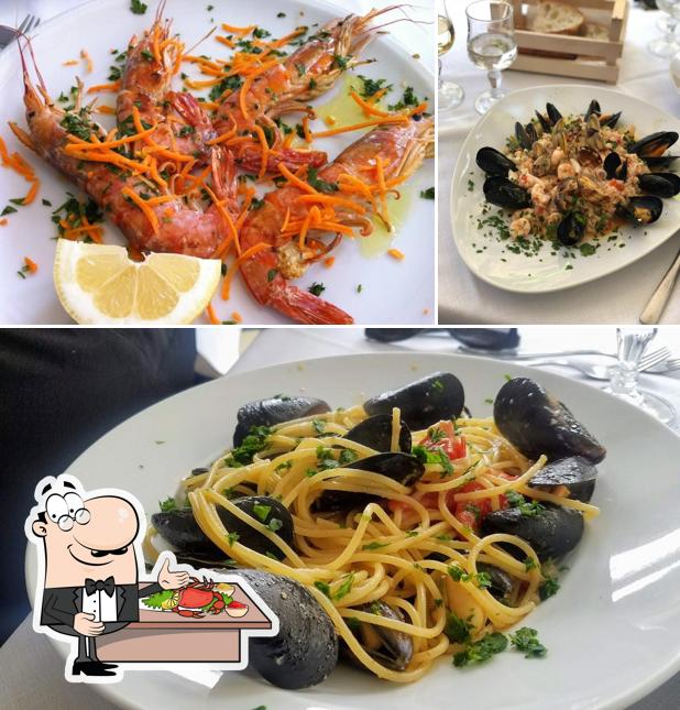 Try out seafood at Il Mulino