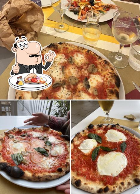 Prova una pizza a Pizzeria osteria del Borgo