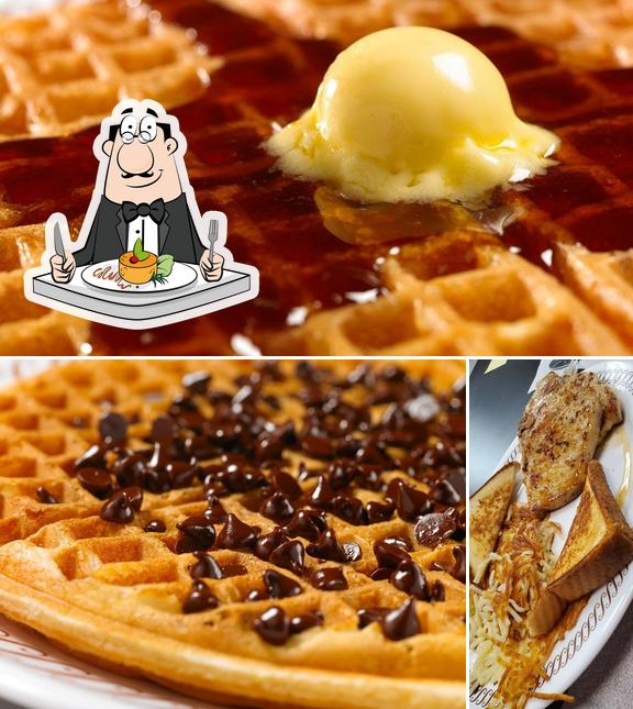 Waffle House, 3955 AL14 in Millbrook Restaurant menu and reviews