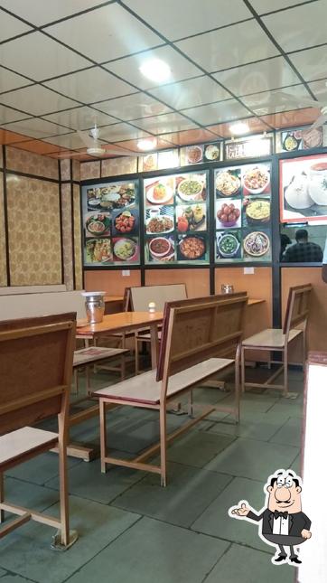 Spices Bravery pure veg and non veg restaurent
