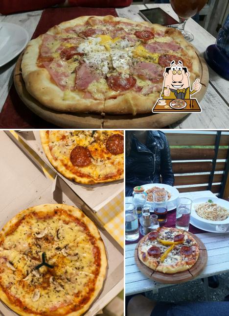Try out pizza at Trattoria Vapene