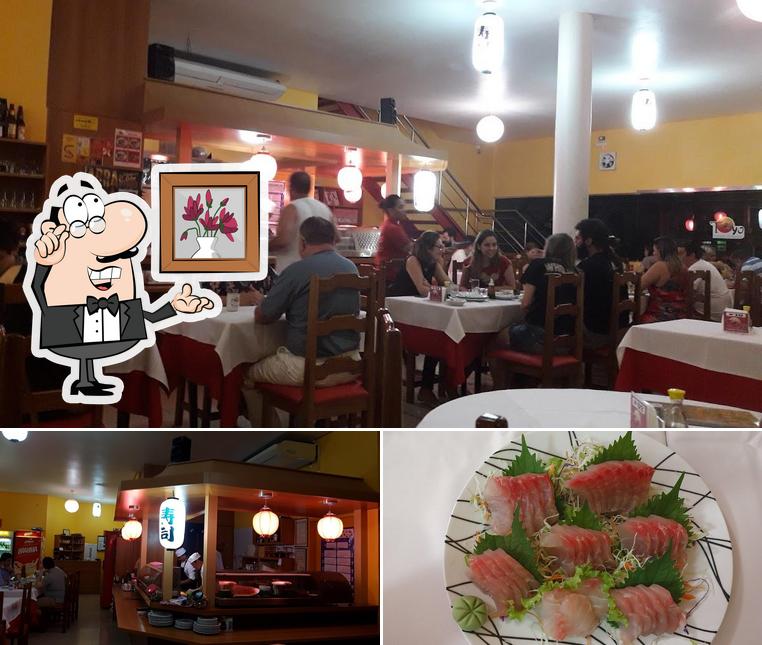 Esta é a foto apresentando interior e sushi no Toyo Comida Oriental