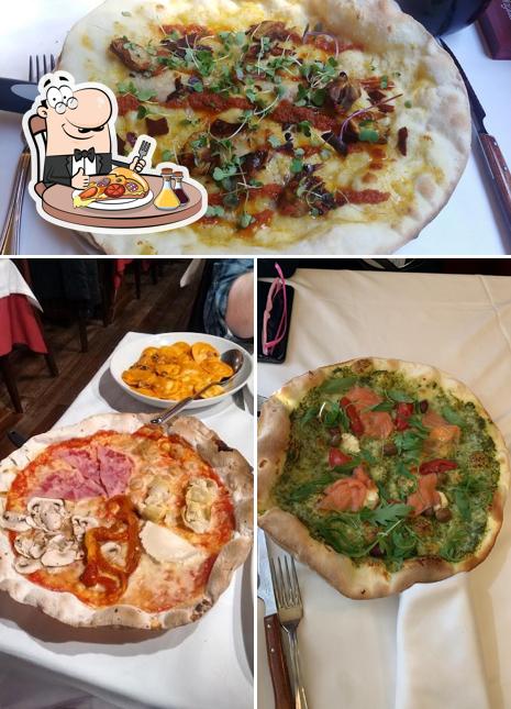 Tómate una pizza en Restaurante La Tagliatella C/ Juan Bravo, Madrid