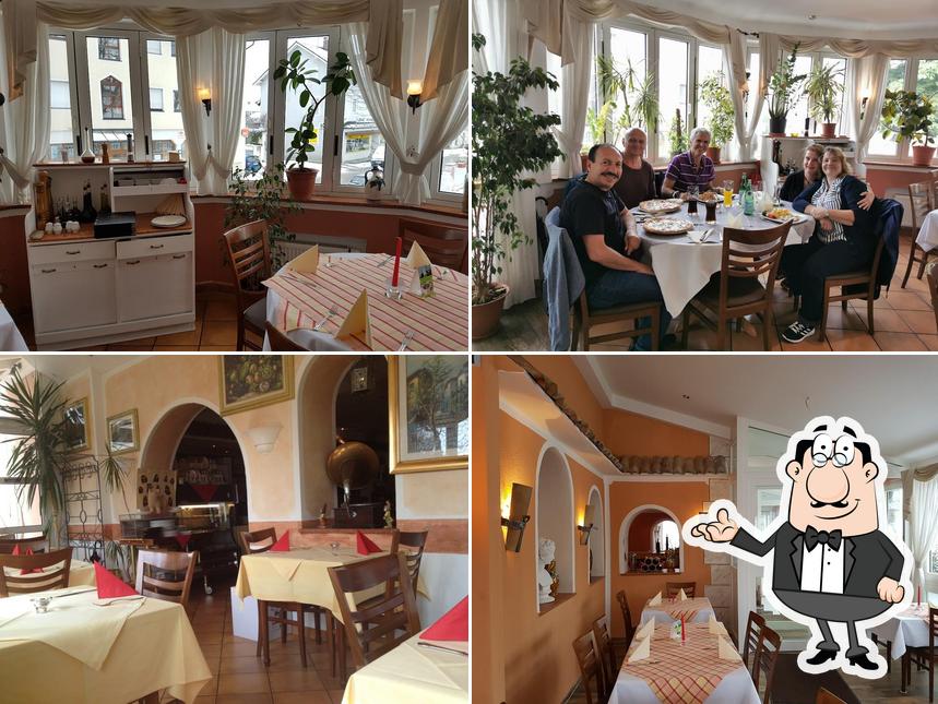 Découvrez l'intérieur de Ristorante Pizzeria Antica Rimini