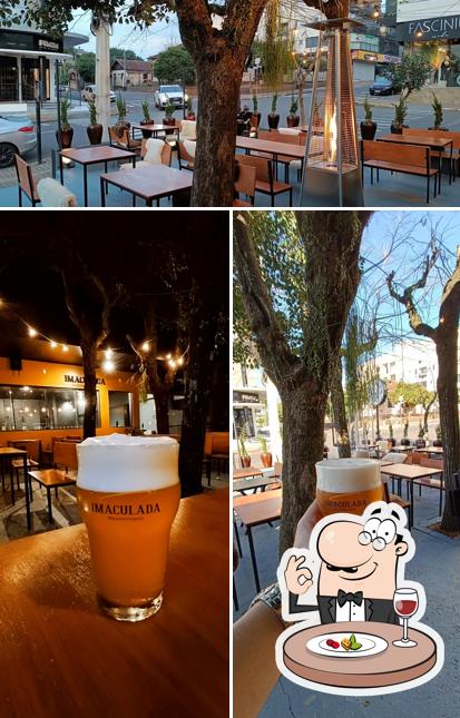 Esta é a imagem apresentando comida e exterior a Imaculada Biergarten Teutônia