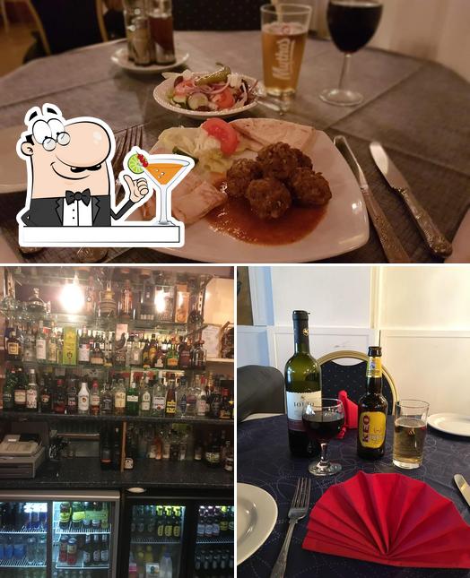 Estas son las fotos que hay de bebida y comida en Salamis Greek Taverna