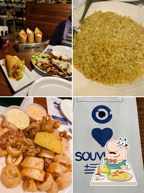 Souvlaki Bar - Saint-Léonard, 6830 Rue Jean-Talon E in Montreal
