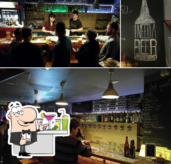 Legfelsőbb Beeróság is distinguished by bar counter and blackboard