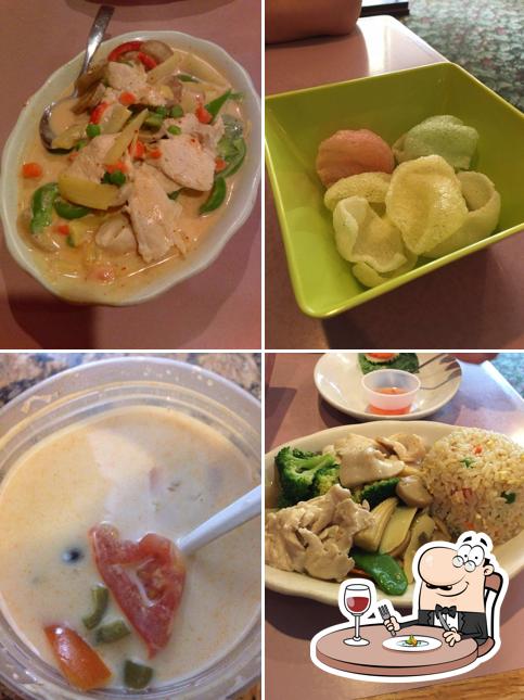 Еда в "One Thai Restaurant"