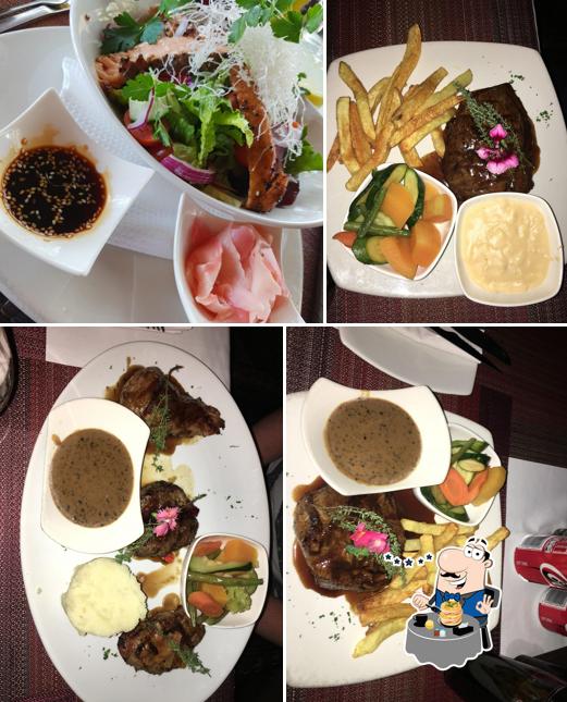 The Hat & Creek, Hoedspruit African restaurant menu and reviews