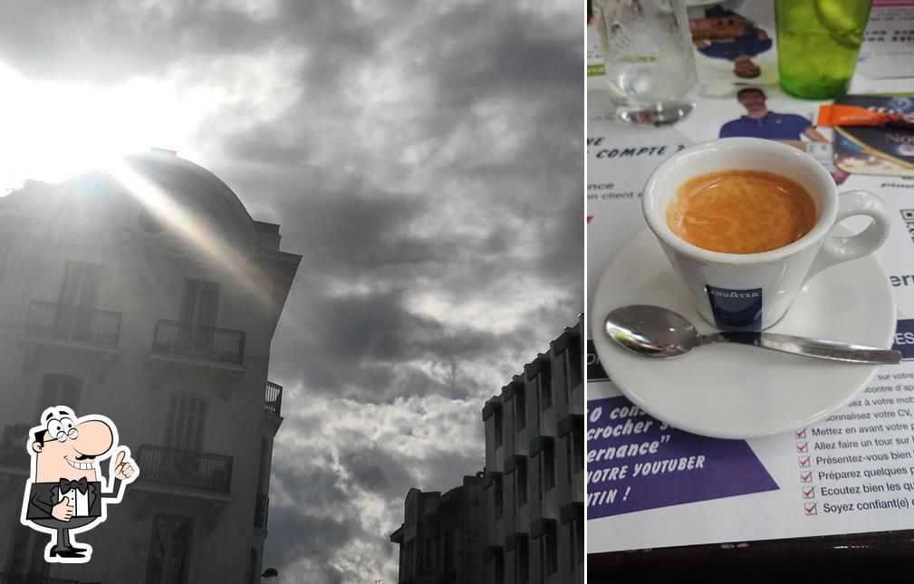 Regarder cette photo de Brasserie au café