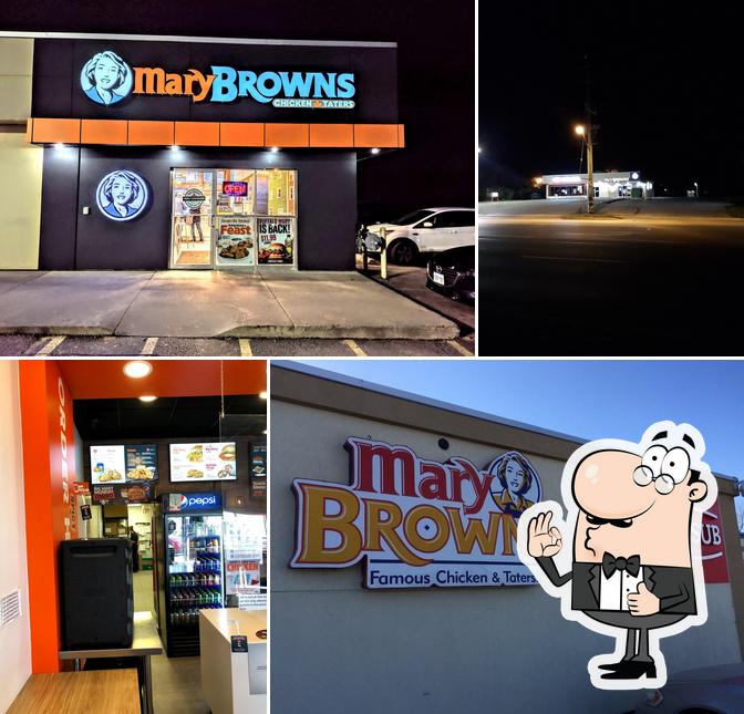 Regarder la photo de Mary Brown's Chicken