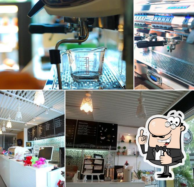 Mozart Coffee House, Chiang Mai Restaurant reviews