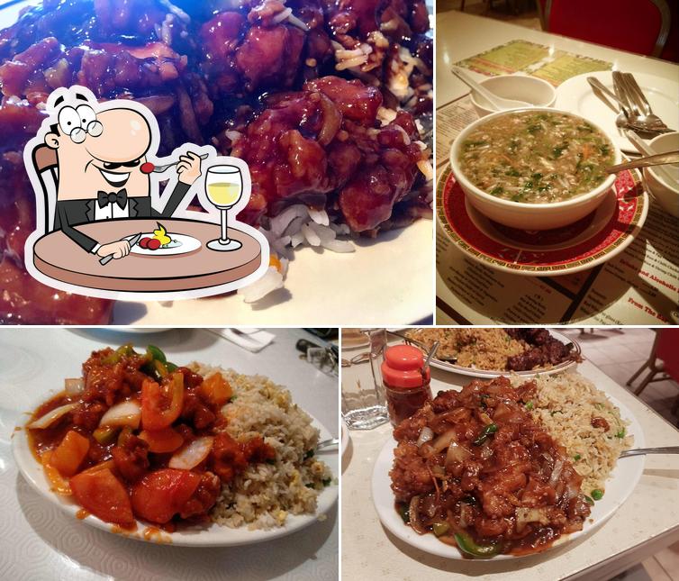 Еда в "Chung Moi Chinese Restaurant"