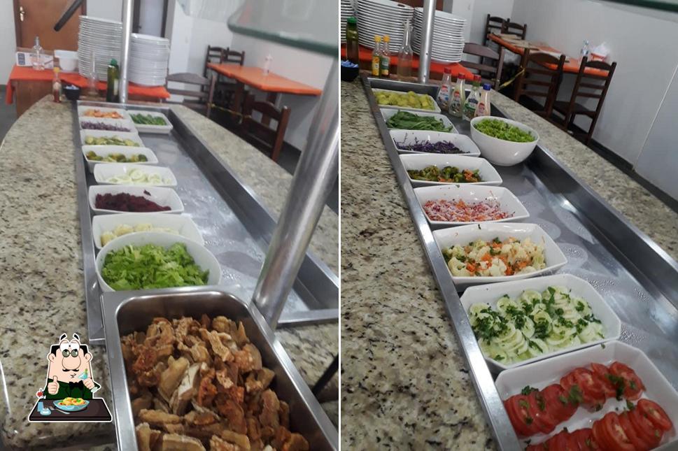 Comida em Restaurante Bom Sabor