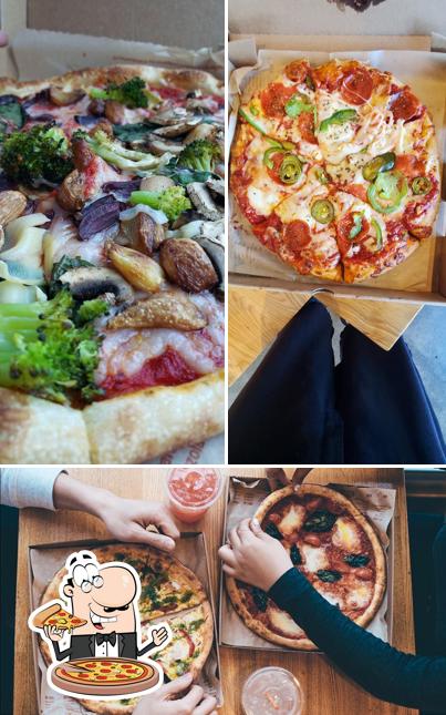 Blaze Pizza in Porterville Restaurant menu and reviews