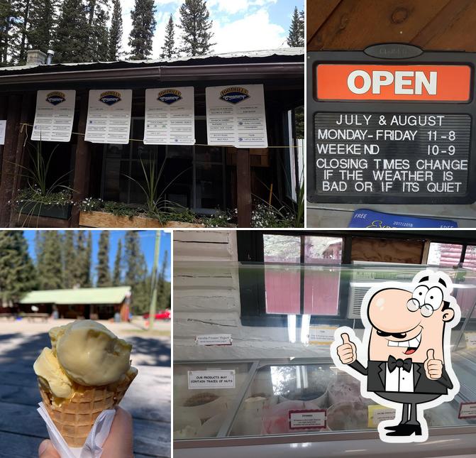 Scoops & Snacks