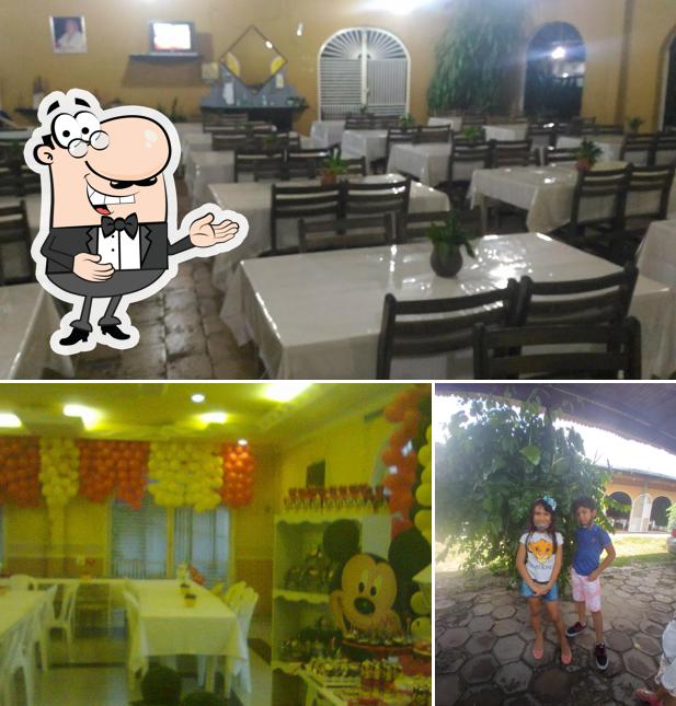 See this pic of Restaurante Canoeiro