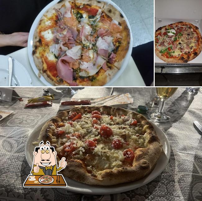 Ordina una pizza a Très Chic Ristorante Pizzeria
